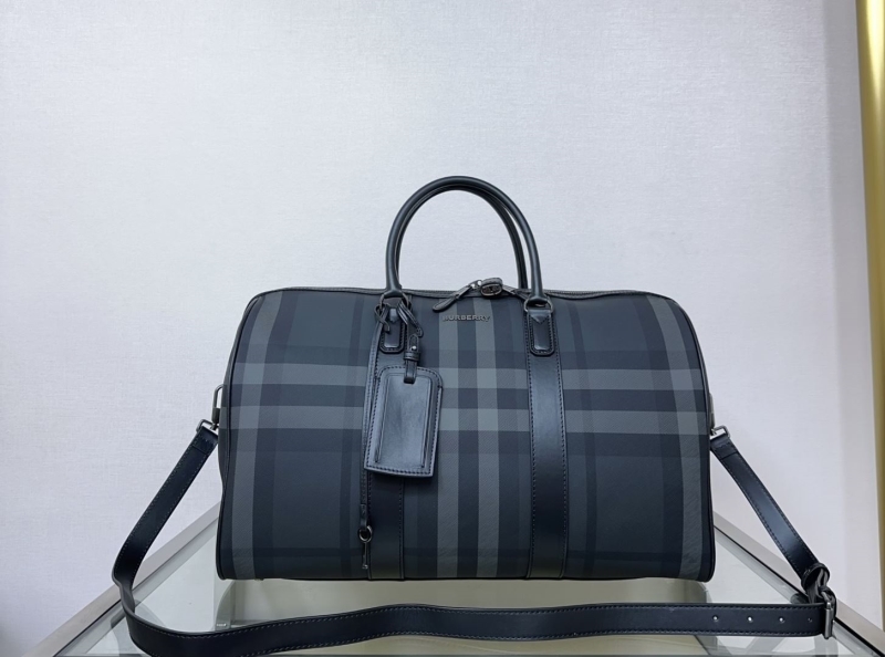 Bv*b*rry travel bags